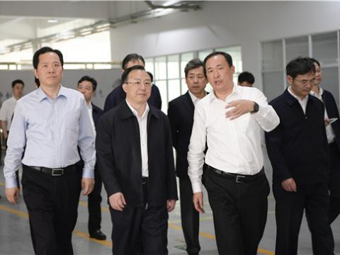 江苏省省长吴政隆光临k豆钱包集团走访调研